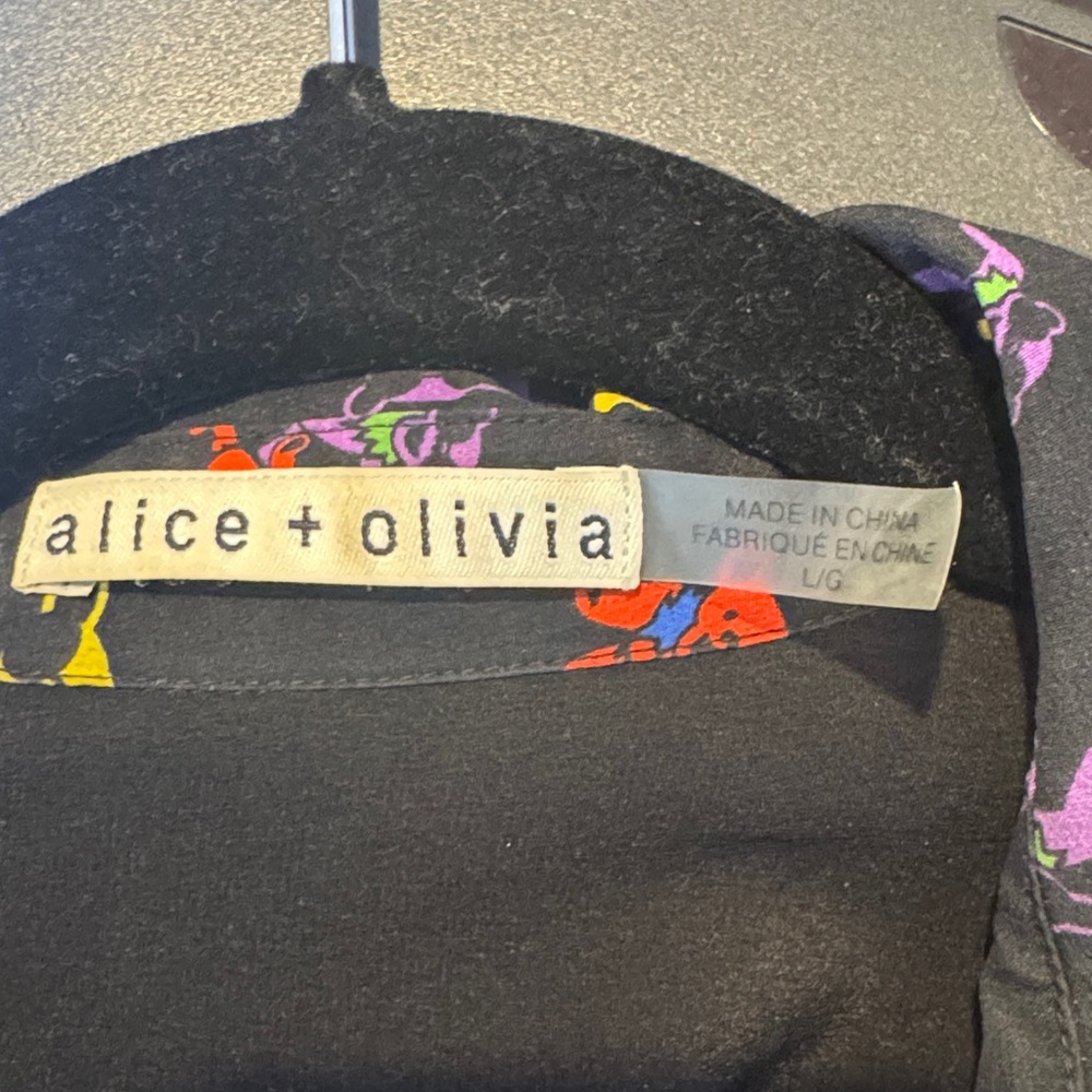 Alice + Olivia Grateful Dead Dancing Bears Blouse( 1st Grateful Dead collection) - Picture 2 of 4